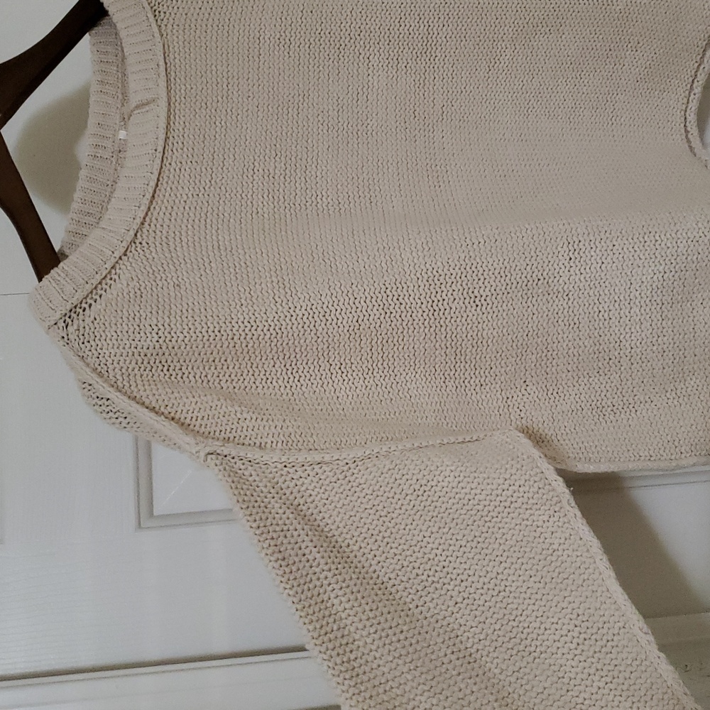 NEW Free People Cream Crew Neck Sweater Size S - Picture 3 of 7